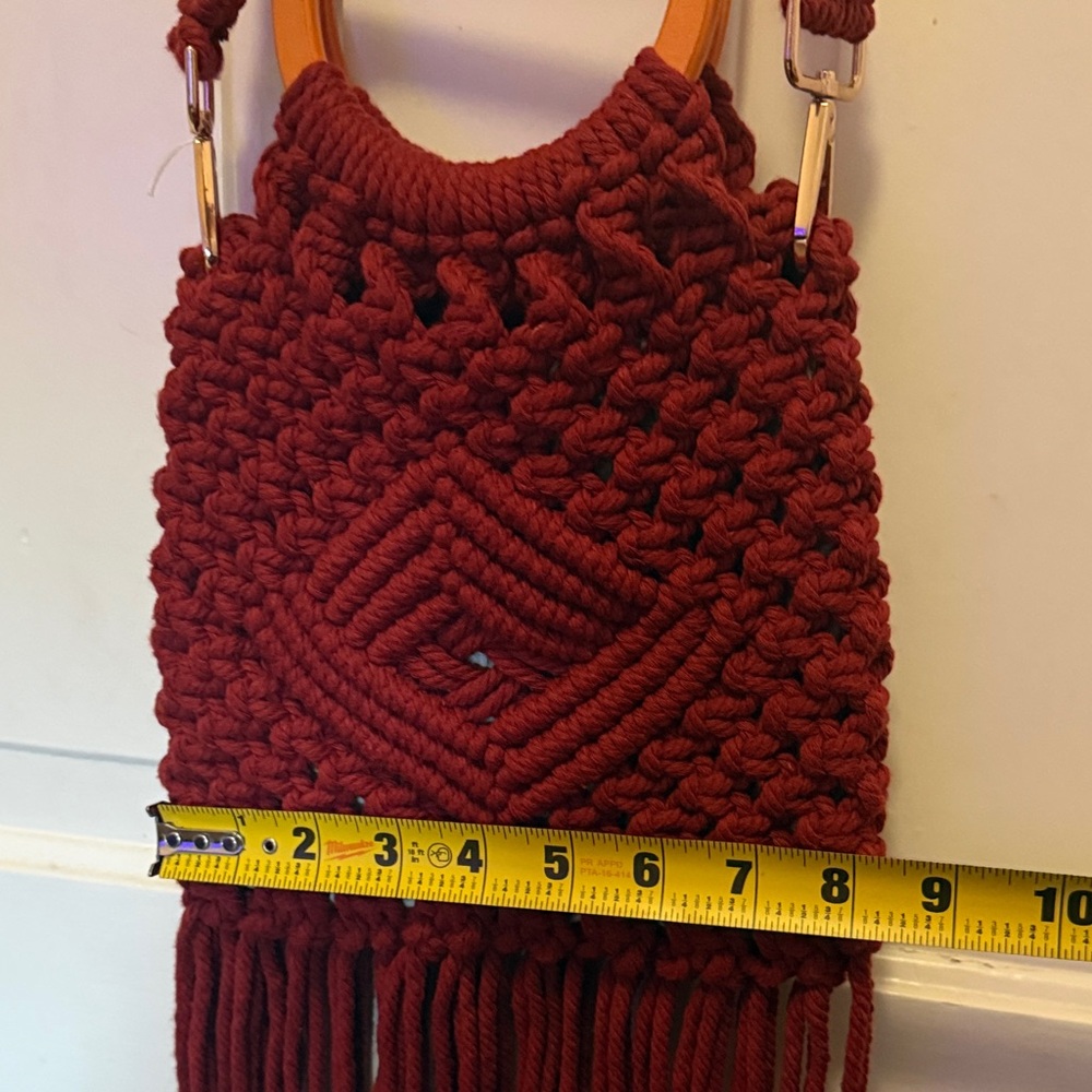 Handcrafted Red Macramé Bag - Picture 13 of 13